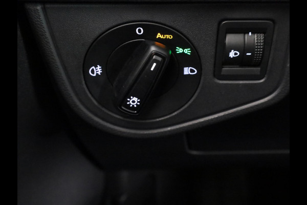 Volkswagen Polo 1.0 TSI Life Business | Navigatie | Parkeer sensoren | Climate Geregelde Airco |