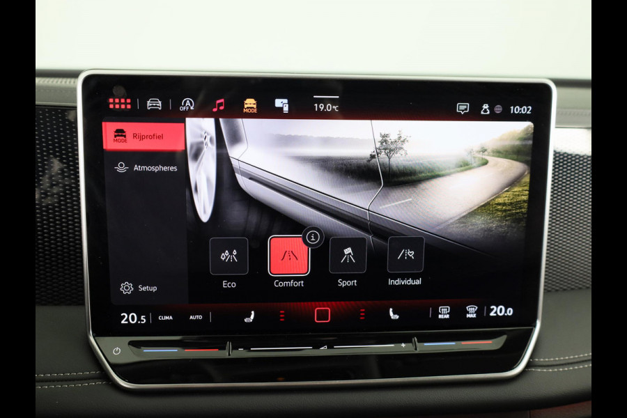 Volkswagen Tiguan 1.5 eTSI Life Edition 150PK | Automaat ( DSG ) | Navigatie | Camera | Stoelverwarming