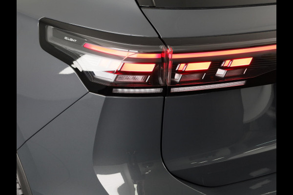 Volkswagen Tiguan 1.5 eTSI Life Edition 150PK | Automaat ( DSG ) | Navigatie | Camera | Stoelverwarming