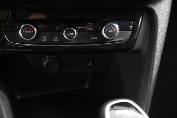 Opel Corsa 1.2 Turbo 102pk Elegance Navigatie Apple Carplay/Android Auto Climate Control Camera Parkeer sensoren V+A Lichtmetalen Velgen Cruise Control