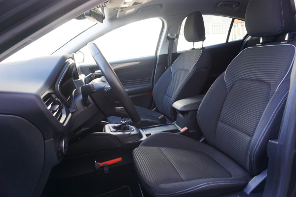 Ford Focus 1.0 EcoB.125PK Hybrid Titanium X Business +Winterpack.
