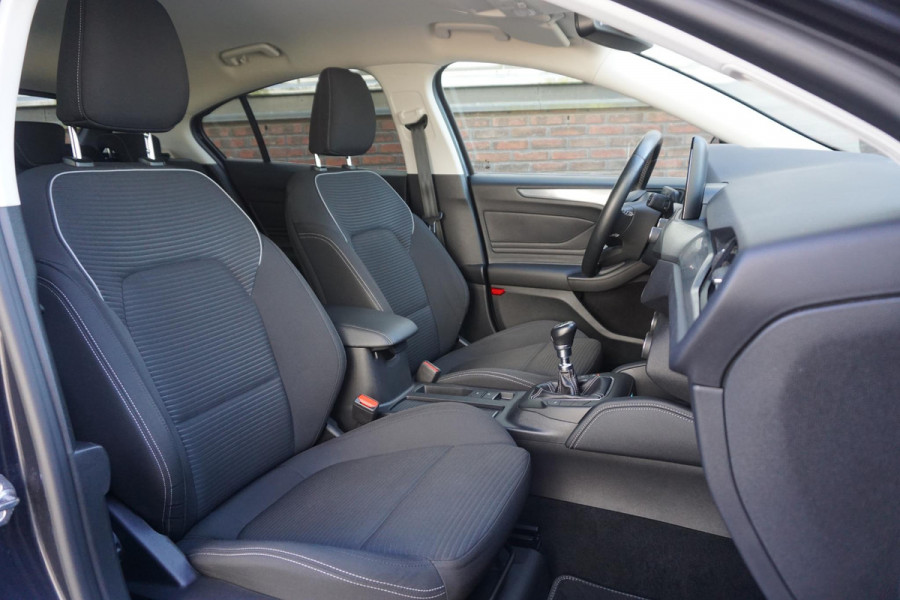 Ford Focus 1.0 EcoB.125PK Hybrid Titanium X Business +Winterpack.