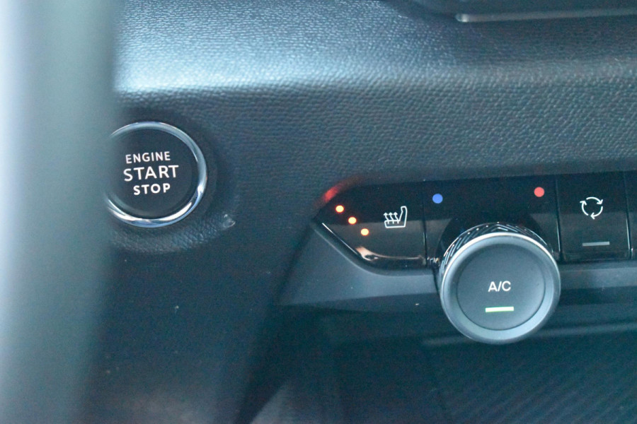 Citroën C4 1.2 Puretech 130PK Automaat Shine | Navi | Camera | Head-Up | Incl. garantie