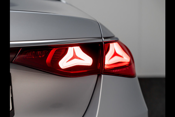 Mercedes-Benz E-Klasse E 400 e 4MATIC AMG Line | Achterassturing | Compleet