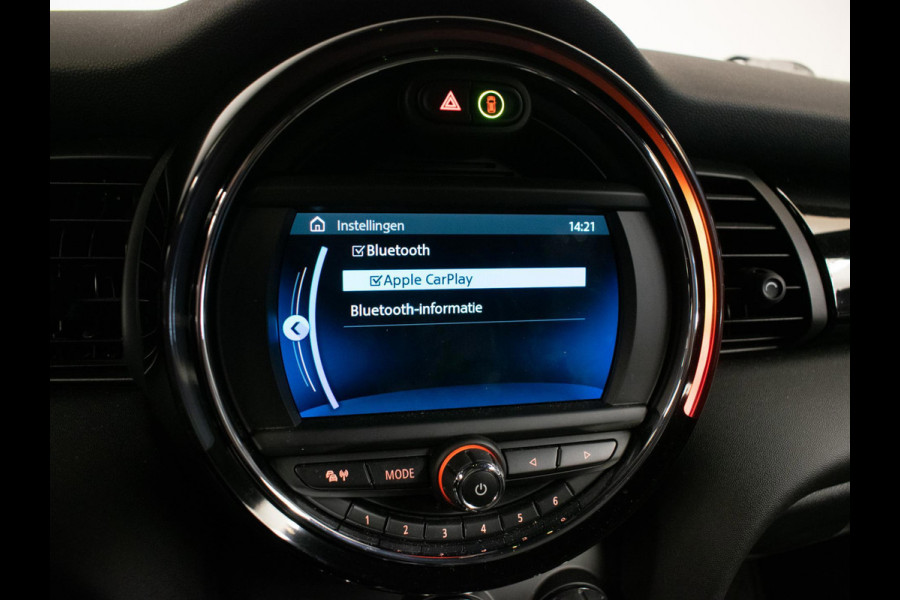MINI Mini Electric Essential Sport 33 kWh (APPLE CARPLAY,NAVI,CRUISE,STOELVERWARMING,LED,CAMERA,PDC,KEYLESS,LM VELGEN,NETTE STAAT)