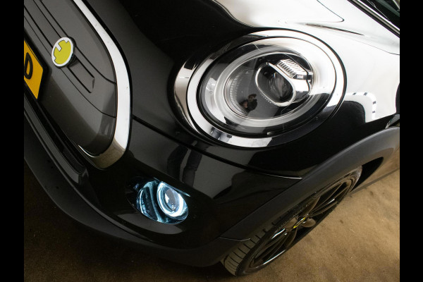 MINI Mini Electric Essential Sport 33 kWh (APPLE CARPLAY,NAVI,CRUISE,STOELVERWARMING,LED,CAMERA,PDC,KEYLESS,LM VELGEN,NETTE STAAT)