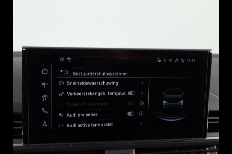 Audi A4 Avant 35 TFSI S edition Competition 150 pk S-tronic | Verlengde garantie | Navigatie | Panoramadak | Parkeersensoren | Stoelverwarming | S-Line |