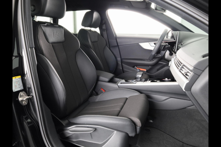 Audi A4 Avant 35 TFSI S edition Competition 150 pk S-tronic | Verlengde garantie | Navigatie | Panoramadak | Parkeersensoren | Stoelverwarming | S-Line |