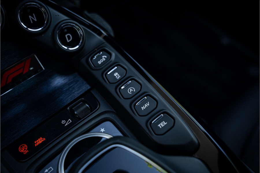 Aston Martin Vantage Roadster 4.0 V8 F1 Edition - Carbon -