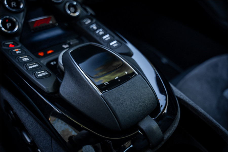 Aston Martin Vantage Roadster 4.0 V8 F1 Edition - Carbon -