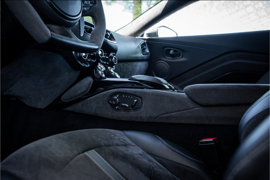 Aston Martin Vantage Roadster 4.0 V8 F1 Edition - Carbon -