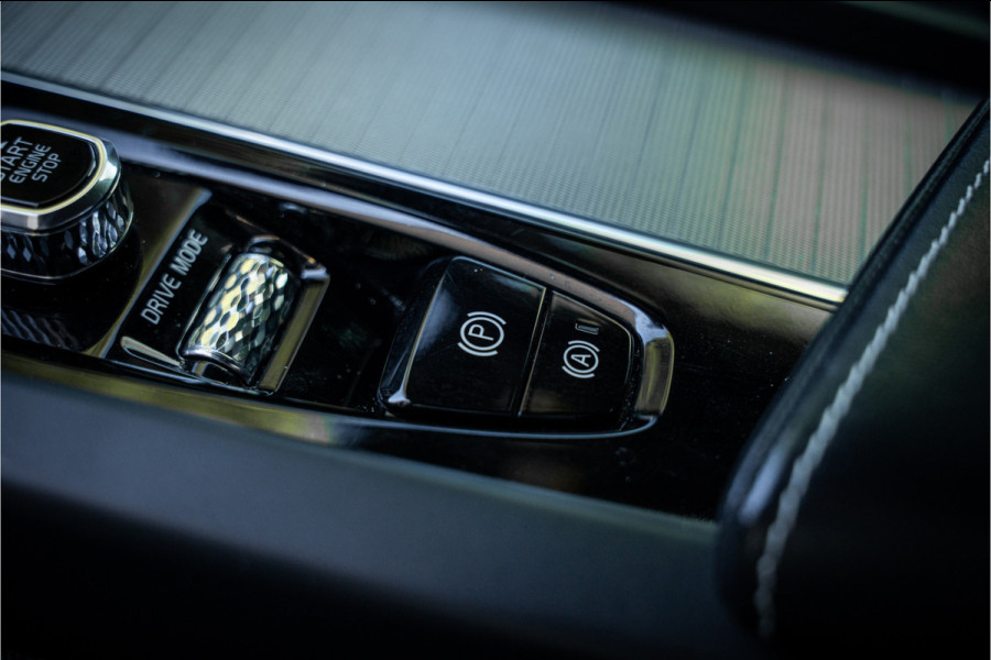 Volvo XC60 2.0 T5 R-Design Geartronic - Bussines Pack Connect - Winter-line