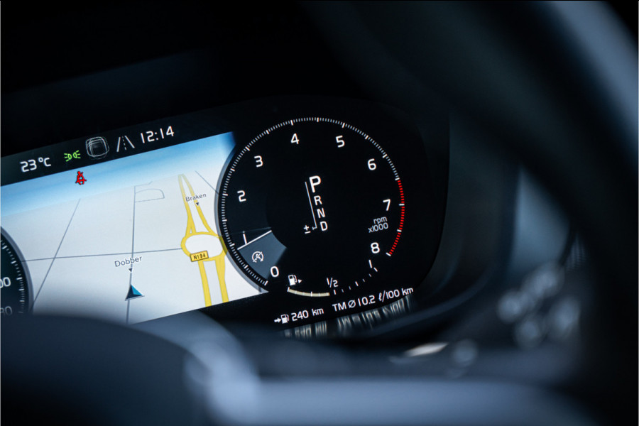 Volvo XC60 2.0 T5 R-Design Geartronic - Bussines Pack Connect - Winter-line