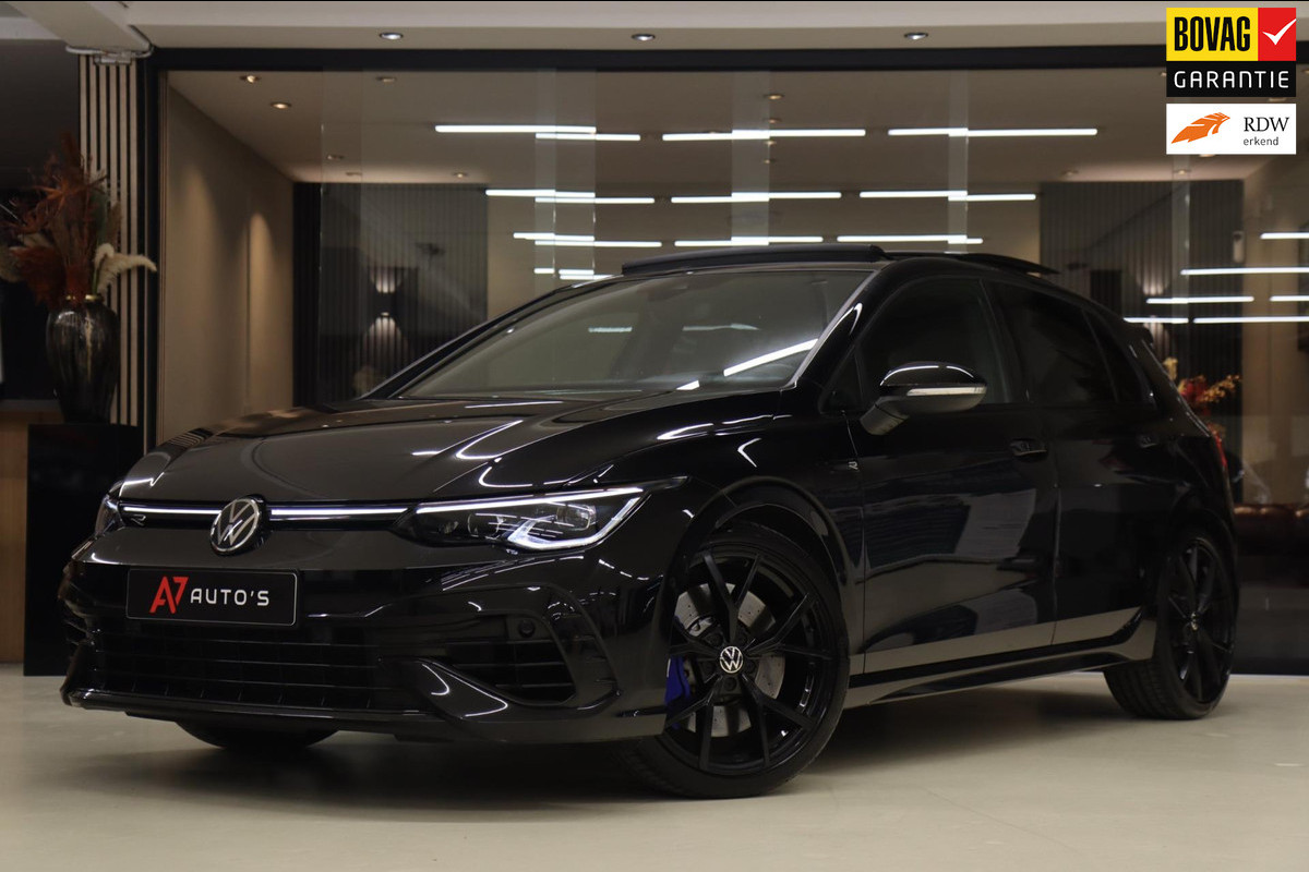 Volkswagen Golf 2.0 TSI R 4Motion PERFORMANCE /AKRA/PANO/HUD/IQ-LIGHT/H-K/BOMVOL Volkswagen Golf 2.0 TSI R 4Motion PERFORMANCE /AKRA/PANO/HUD/IQ-LIGHT/H-K/BOMVOL