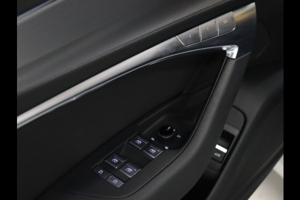 Audi A6 Avant 55 TFSI e quattro Competition [DIGITAL DASH, ADAPTIVE CRUISE CONTROL, CAMERA + TOP VIEUW, MEMORY SEATS, STOELMASSAGE, CLIMATE CONTROL, FLIPPERS,  STOELVERWARMING V+A, TREKHAAK, ELEK... ACHTERKLEP, NAVIGATIE, NIEUWSTAAT]
