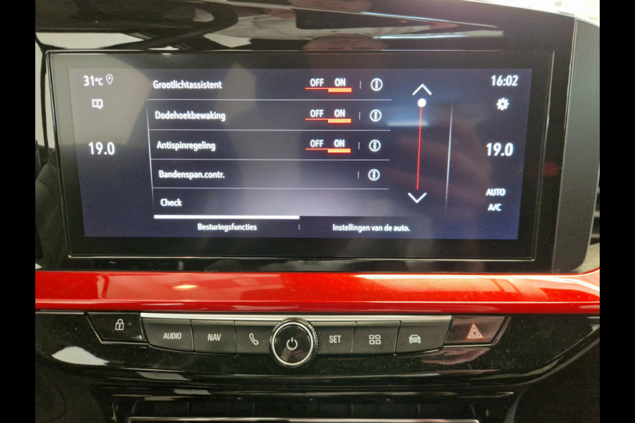 Opel Mokka 1.2 Level 4 GS | Navigatie | Achteruitrijcamera | Dodehoek Sensoren | Parkeersensoren voor en achter | Climate Control