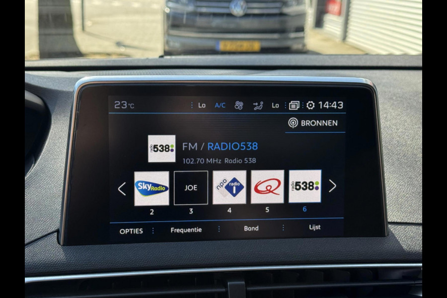 Peugeot 3008 1.2 PureTech Active Business - AUTOMAAT I Navigatie I Airco I PDC / LED I Sport velgen I Dealer onderhouden