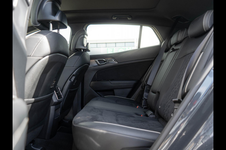 Kia Sportage 1.6 T-GDi Hybrid GT-Line | Schuifkanteldak | Climate control | Navigatie | 1650 KG trekgewicht |