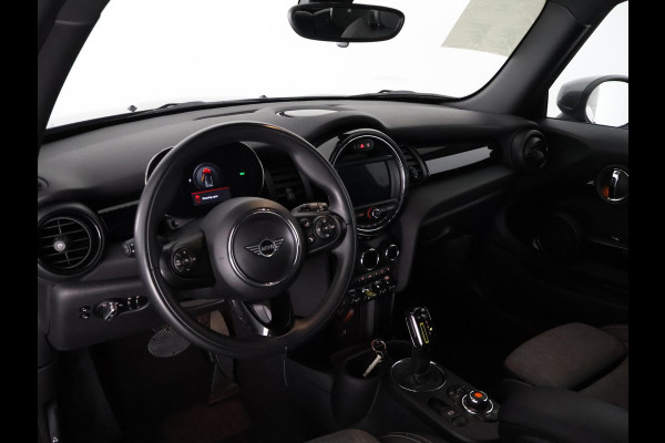 MINI Mini Electric Essential 33 kWh Cooper-S 184 pk | Half Leder | Camera |