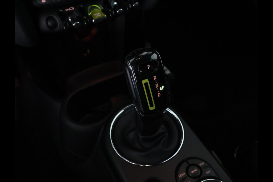 MINI Mini Electric Essential 33 kWh Cooper-S 184 pk | Half Leder | Camera |
