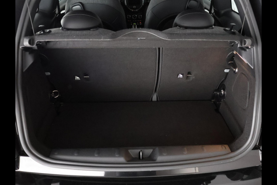 MINI Mini Electric Essential 33 kWh Cooper-S 184 pk | Half Leder | Camera |