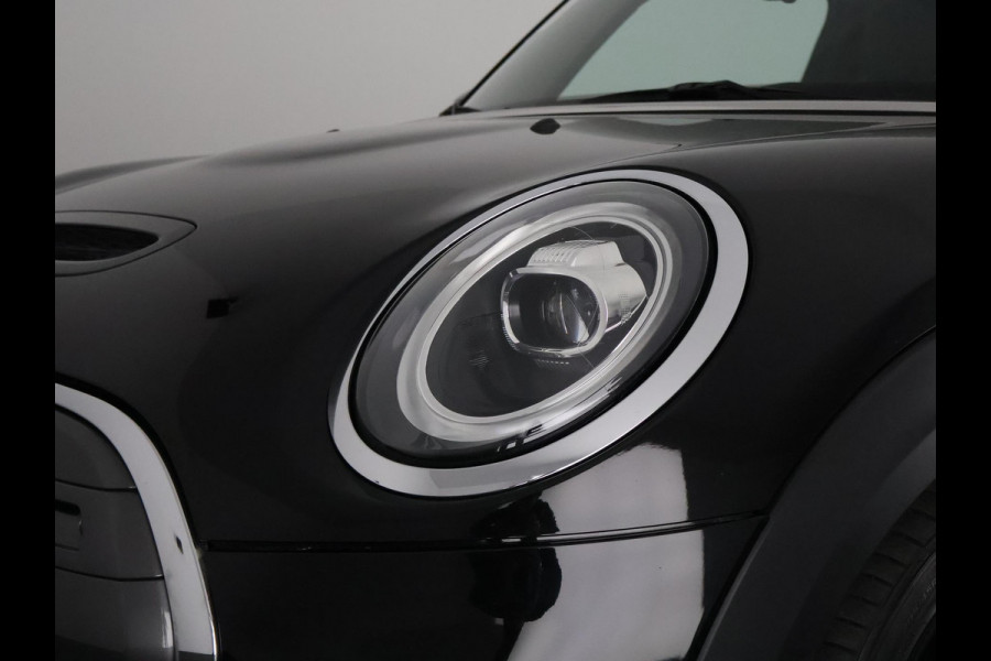 MINI Mini Electric Essential 33 kWh Cooper-S 184 pk | Half Leder | Camera |