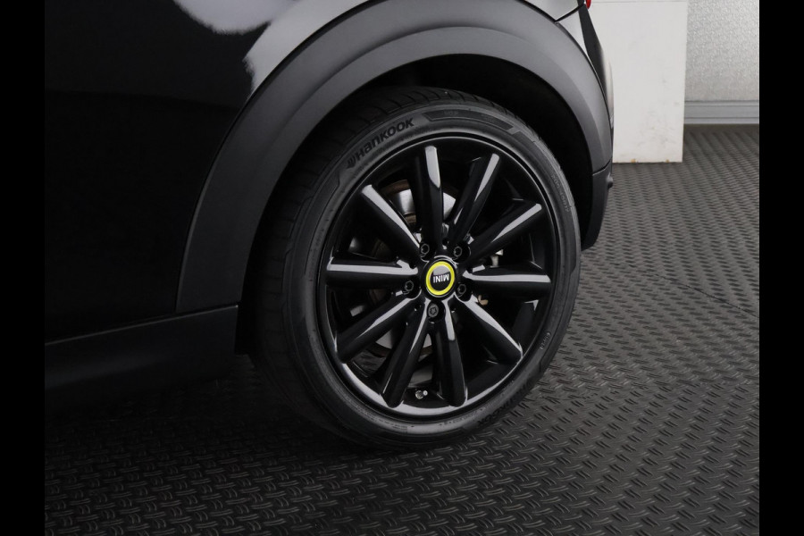MINI Mini Electric Essential 33 kWh Cooper-S 184 pk | Half Leder | Camera |