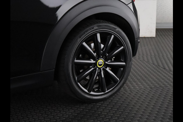 MINI Mini Electric Essential 33 kWh Cooper-S 184 pk | Half Leder | Camera |