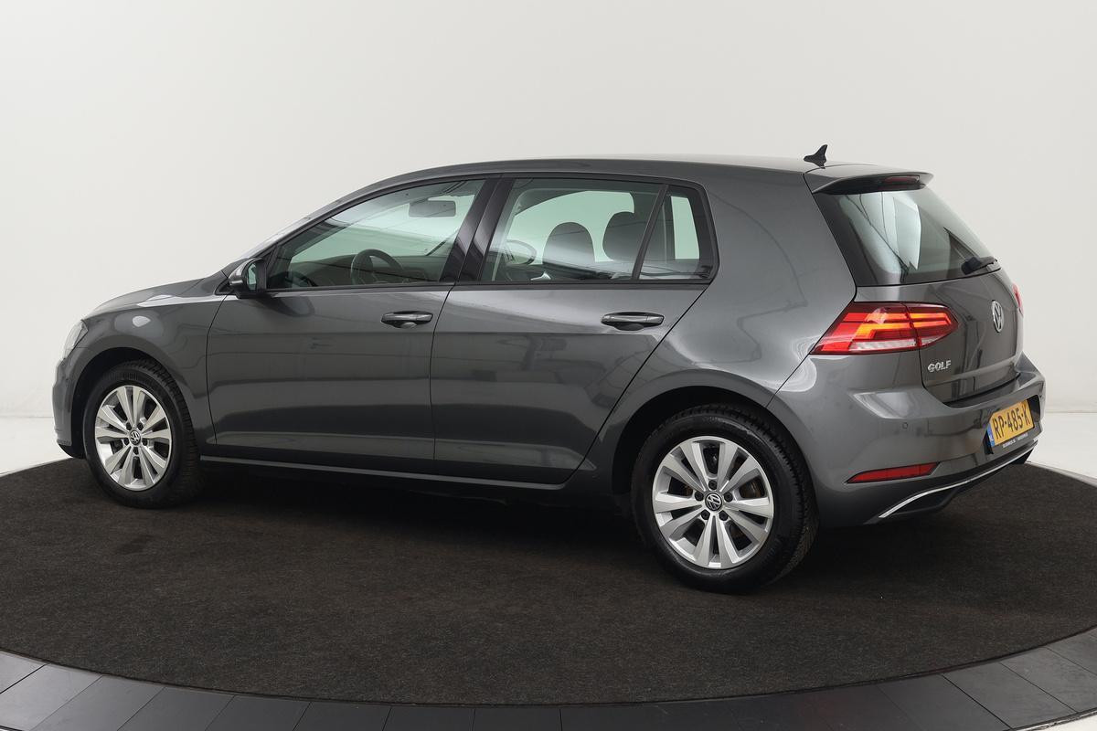 Volkswagen Golf 1.0 TSI Comfortline | Carplay | Navigatie | Adaptive cruise | Climate control | PDC | Bluetooth | Comfortstoelen | LED Volkswagen Golf 1.0 TSI Comfortline | Carplay | Navigatie | Adaptive cruise | Climate control | PDC | Bluetooth | Comfortstoelen | LED