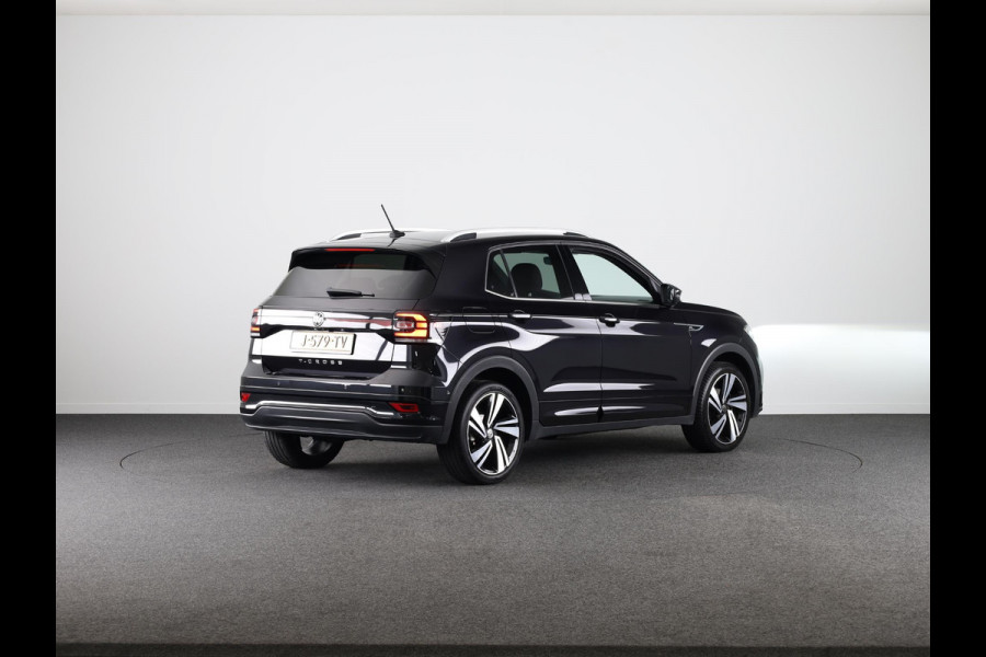 Volkswagen T-Cross 1.0 TSI Style 115PK | Automaat (DSG) | R Line | 18 Inch | Digitaal dashboard | Navigatie | Camera | Stoelverwarming