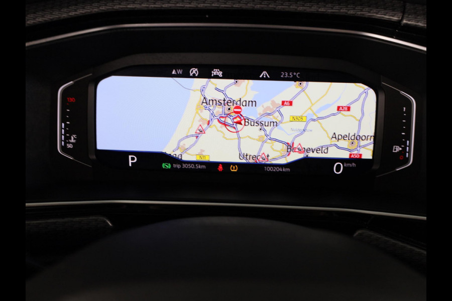 Volkswagen T-Cross 1.0 TSI Style 115PK | Automaat (DSG) | R Line | 18 Inch | Digitaal dashboard | Navigatie | Camera | Stoelverwarming