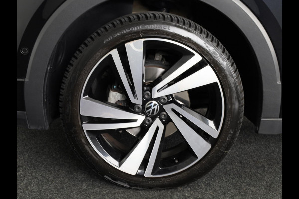 Volkswagen T-Cross 1.0 TSI Style 115PK | Automaat (DSG) | R Line | 18 Inch | Digitaal dashboard | Navigatie | Camera | Stoelverwarming