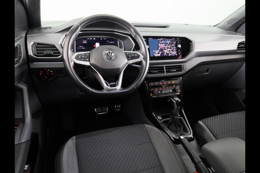 Volkswagen T-Cross 1.0 TSI Style 115PK | Automaat (DSG) | R Line | 18 Inch | Digitaal dashboard | Navigatie | Camera | Stoelverwarming