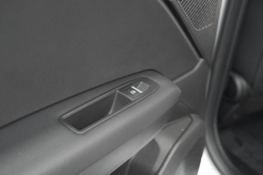 Renault Captur 1.6 E-Tech full hybrid 145 Techno | Camera | Apple Carplay | Parkeersensoren