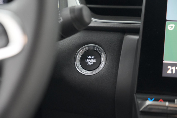Renault Captur 1.6 E-Tech full hybrid 145 Techno | Camera | Apple Carplay | Parkeersensoren