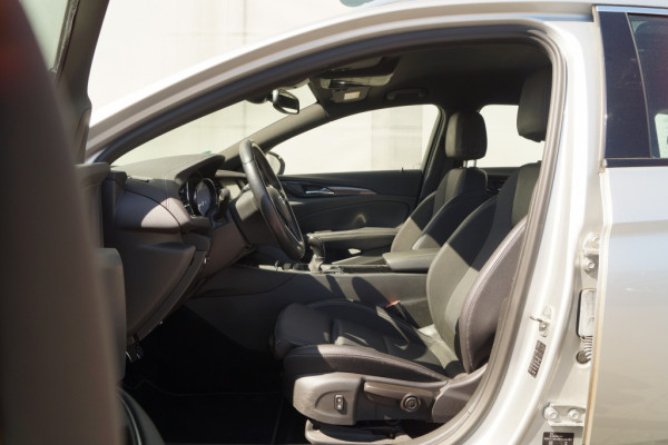 Opel Insignia Sports Tourer 1.6 CDTI Business Executive -NAVI-ECC-