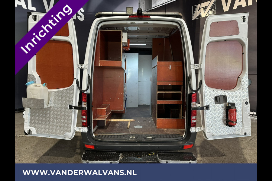 Mercedes-Benz Sprinter 316 CDI 164pk L2H2 inrichting Euro6 Airco | Camera | Cruisecontrol | 2800kg Trekhaak | Parkeersensoren Parkeersensoren