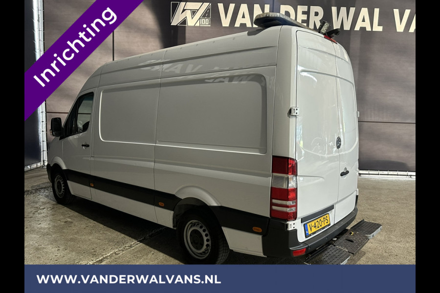 Mercedes-Benz Sprinter 316 CDI 164pk L2H2 inrichting Euro6 Airco | Camera | Cruisecontrol | 2800kg Trekhaak | Parkeersensoren Parkeersensoren