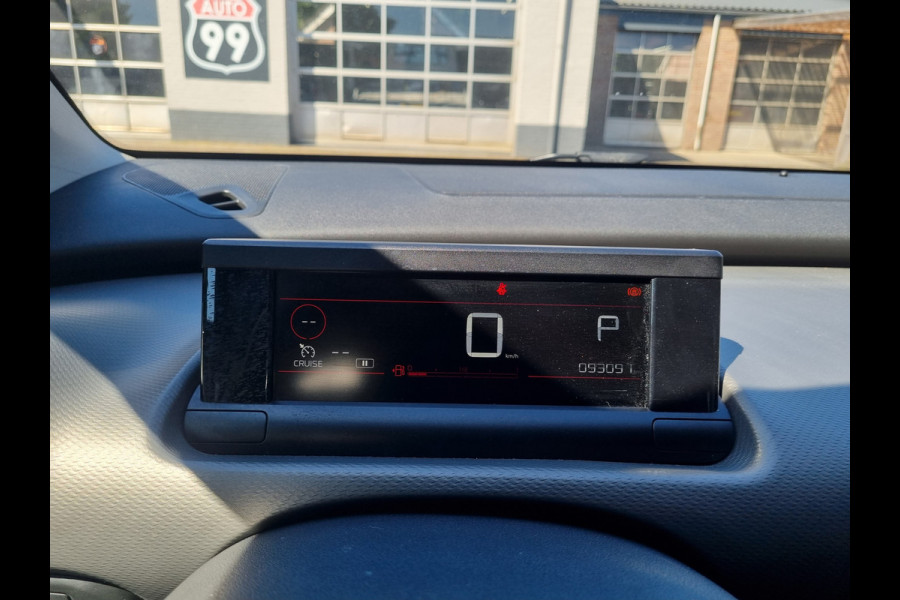 Citroën C4 Cactus 1.2 PureTech Business CARPLAY / TREKHAAK / DAB / CLIMA / NAVI