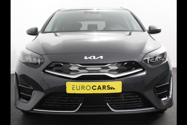 Kia Ceed Sportswagon 1.6 GDI PHEV DynamicLine | DEMO ! | Climate control Achteruitrij camera Parkeersensoren Adaptive cruise control Verwarmde voorstoelen LED Navigatie Stuurverwarming Apple Carplay/ Android Auto