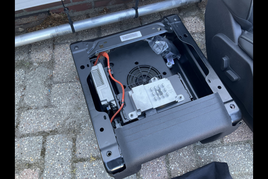 Opel Zafira-e Life 7-Pers Innovation Braun-Ability-Stoellift Trekhaak Leder Pano Hud Vol opties!