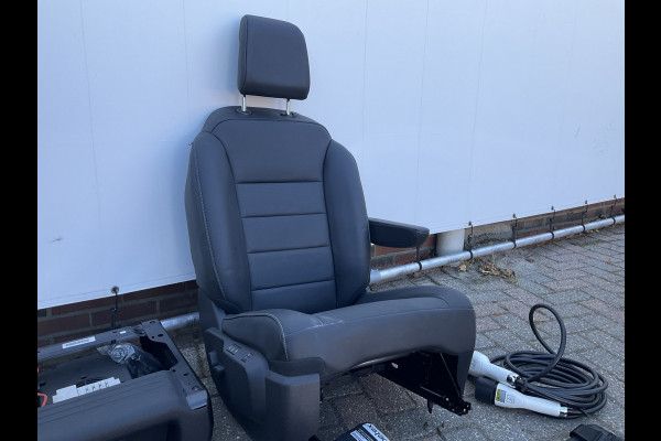 Opel Zafira-e Life 7-Pers Innovation Braun-Ability-Stoellift Trekhaak Leder Pano Hud Vol opties!
