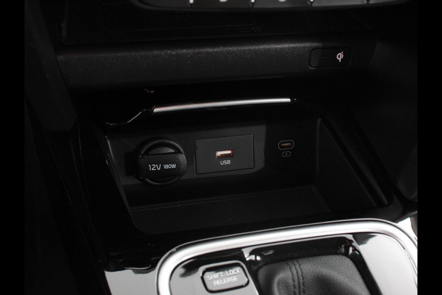 Kia Ceed Sportswagon 1.6 GDI PHEV DynamicLine | DEMO ! | Climate control Achteruitrij camera Parkeersensoren Adaptive cruise control Verwarmde voorstoelen LED Navigatie Stuurverwarming Apple Carplay/ Android Auto