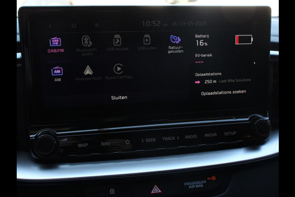 Kia Ceed Sportswagon 1.6 GDI PHEV DynamicLine | DEMO ! | Climate control Achteruitrij camera Parkeersensoren Adaptive cruise control Verwarmde voorstoelen LED Navigatie Stuurverwarming Apple Carplay/ Android Auto
