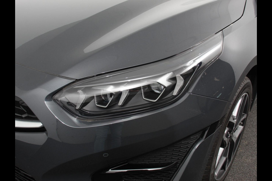 Kia Ceed Sportswagon 1.6 GDI PHEV DynamicLine | DEMO ! | Climate control Achteruitrij camera Parkeersensoren Adaptive cruise control Verwarmde voorstoelen LED Navigatie Stuurverwarming Apple Carplay/ Android Auto