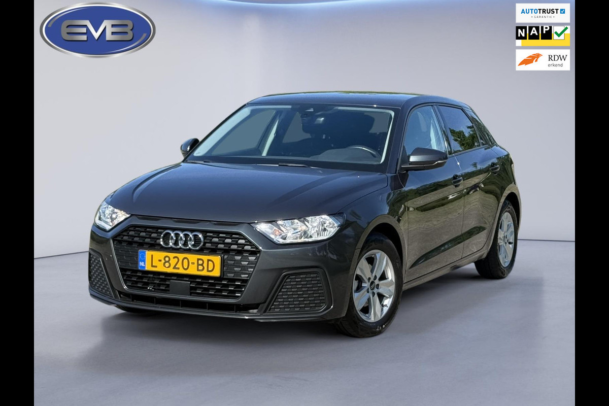 Audi A1 Sportback 25 TFSI Pro Line,carplay,dab, digitaal cocpit, cruise control,1 e eigenaar,NL auto met nationale auto pas Audi A1 Sportback 25 TFSI Pro Line,carplay,dab, digitaal cocpit, cruise control,1 e eigenaar,NL auto met nationale auto pas