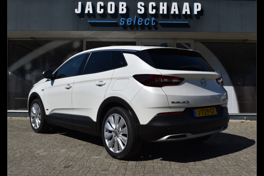 Opel Grandland X 1.6 Turbo Hybrid4 Business Executive / Parkeerhulp / 301 PK / LED / 4X4 / Apple Carplay- android auto / Automaat