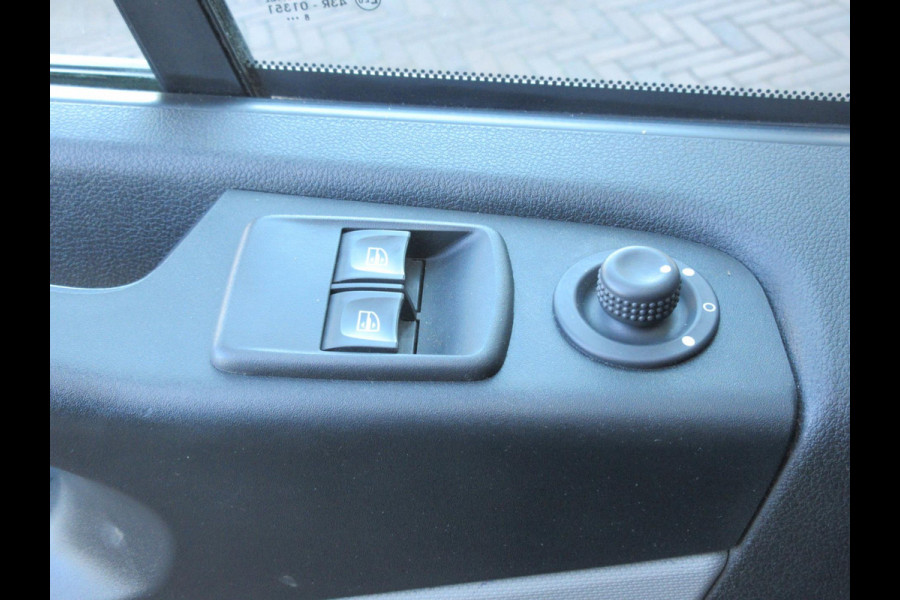 Renault Trafic 1.6 dCi T29 L2H1 Comfort Navi Airco PDC