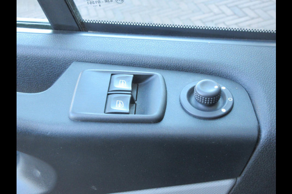 Renault Trafic 1.6 dCi T29 L2H1 Comfort Navi Airco PDC