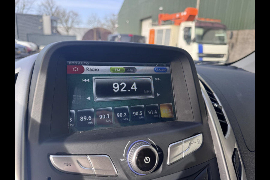 BYD ETP3 Standard 45 kWh CAMERA | STOELVERWARMING | RIJKLAARPRIJS INCL. RESTERENDE FABRIEKSGARANTIE
